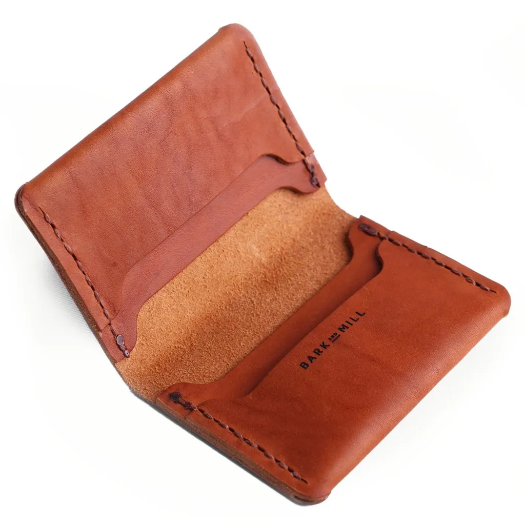 Bark And Mill Bi-Fold Card Holder | Tan