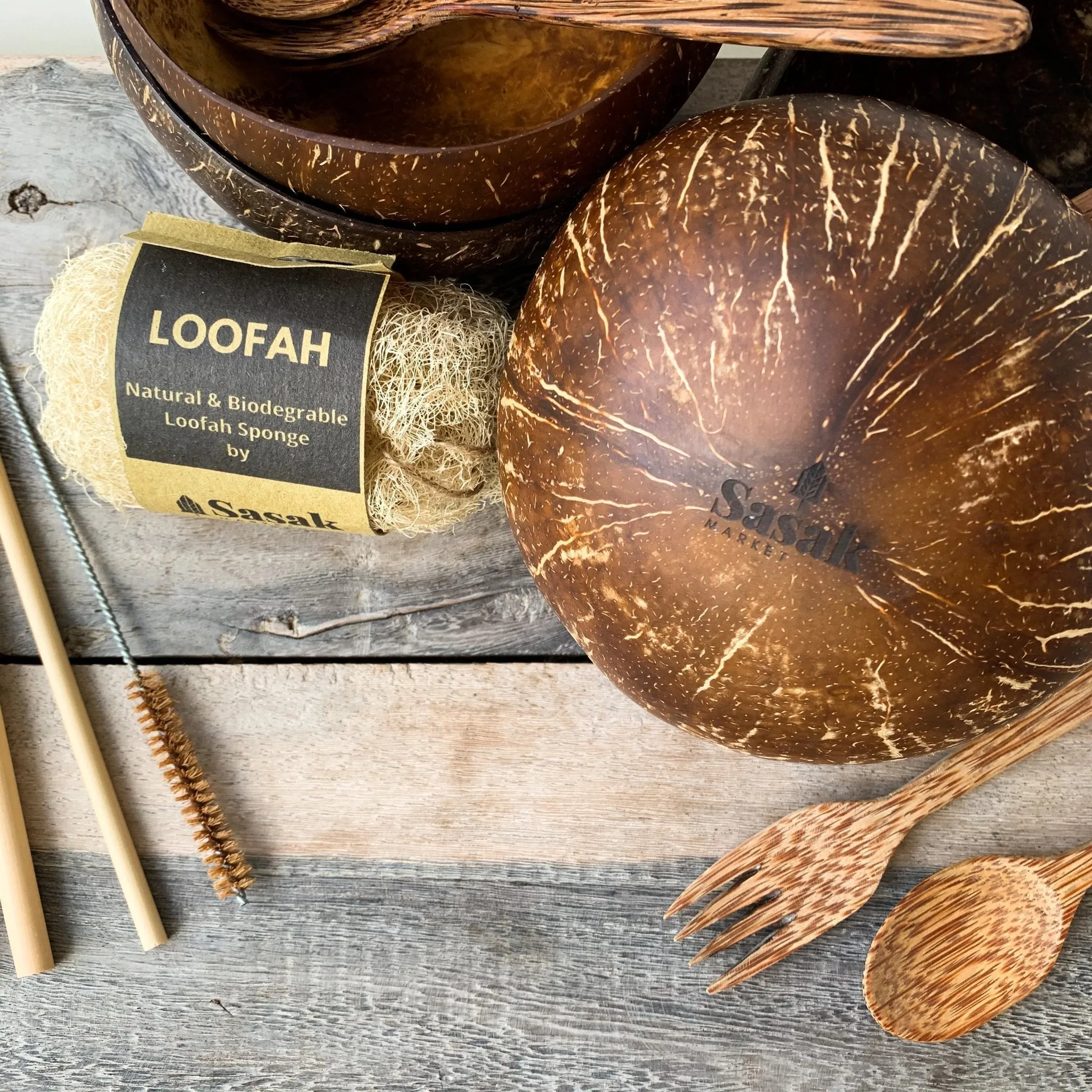 Eco-friendly Kitchenware Gift Set: Coconut Bamboo Loofah