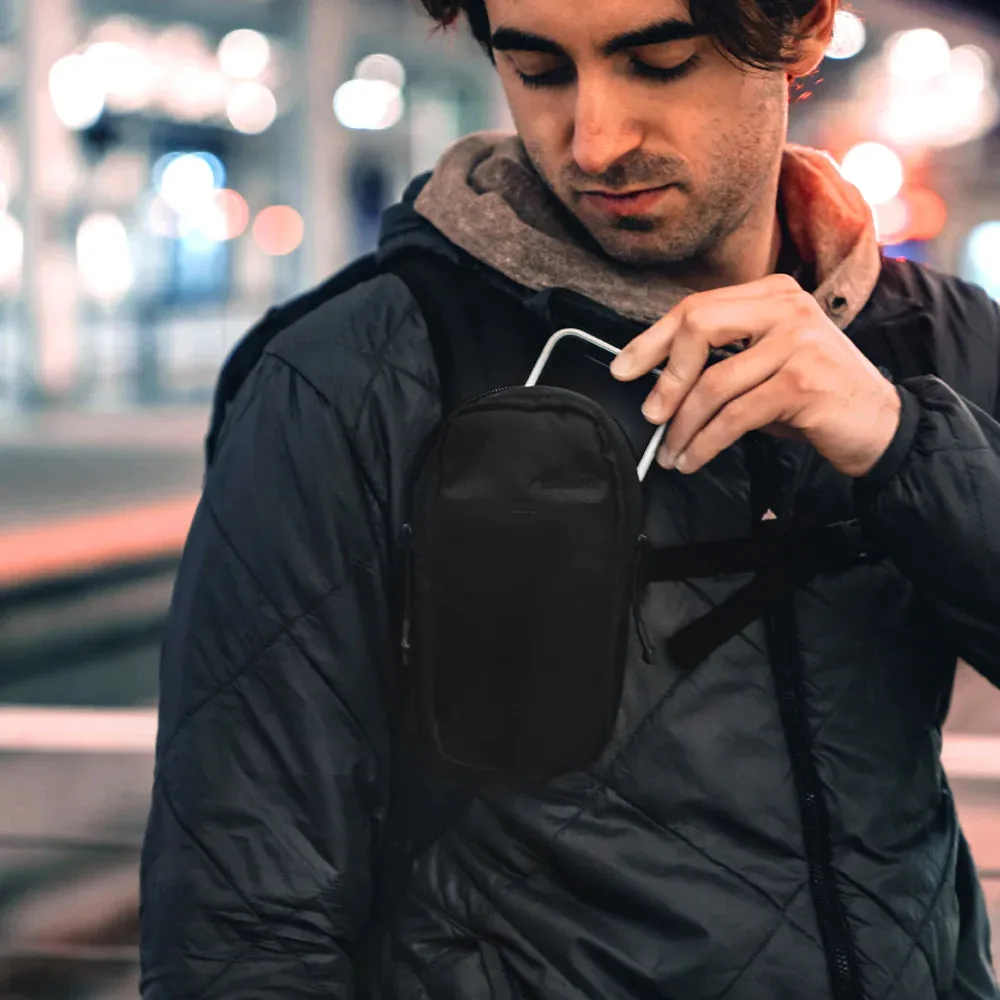 Matador Speed Stash in Black Color